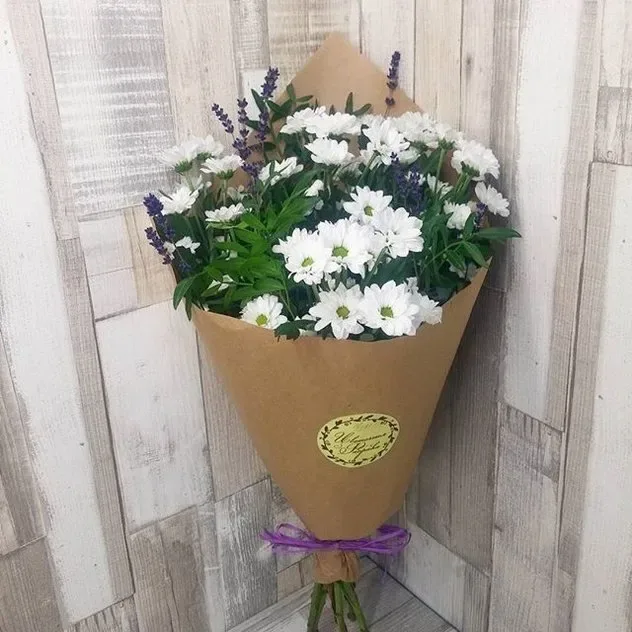 Ağ qızılgül buketi «3208»