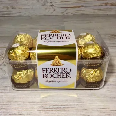 Ferrero Rocher şokoladı